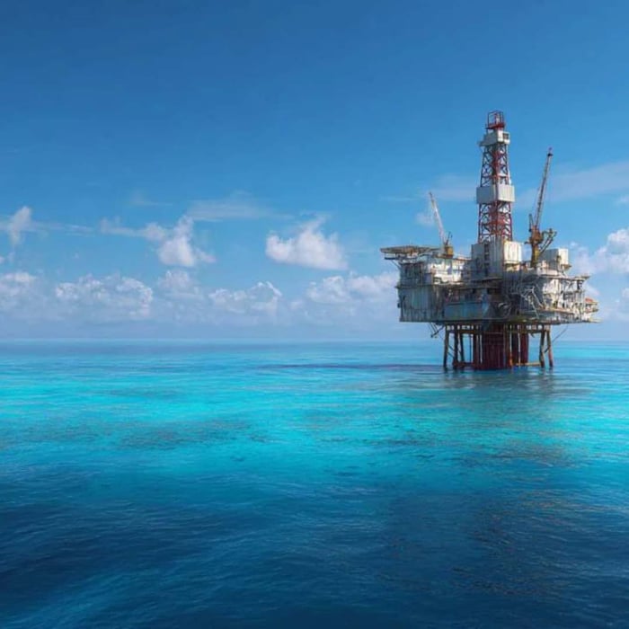 personnel-on-board-Vietnam