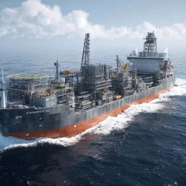 personnel-on-board-fpso-drilling