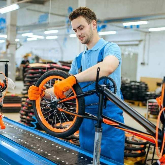 Real time locating system Industry 4.0