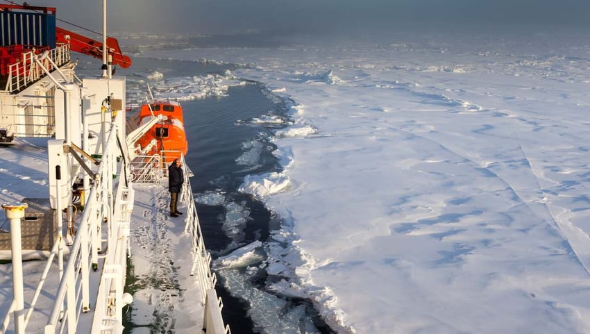 FS Polarstern, picture by Alfred-Wegener-Institut / M. Hoppmann
